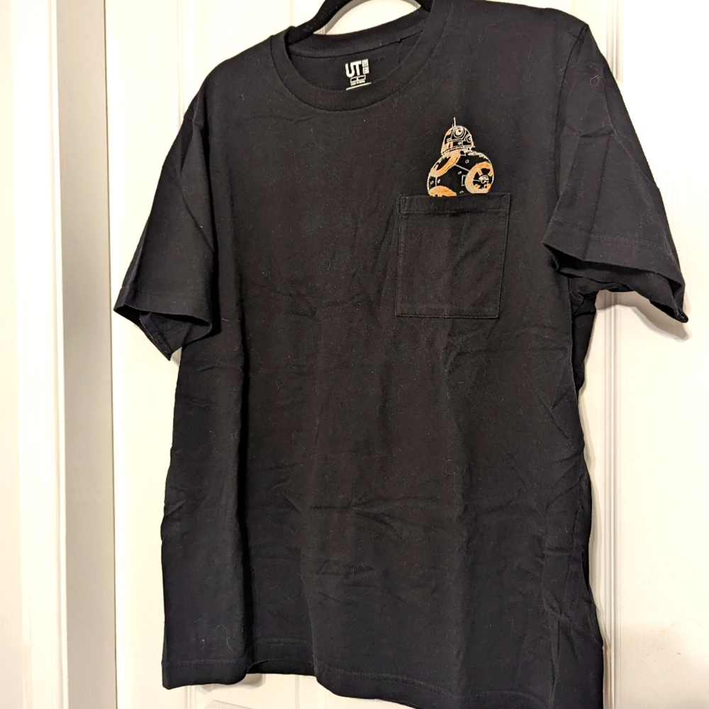 Uniqlo x Star Wars bb8 shirt